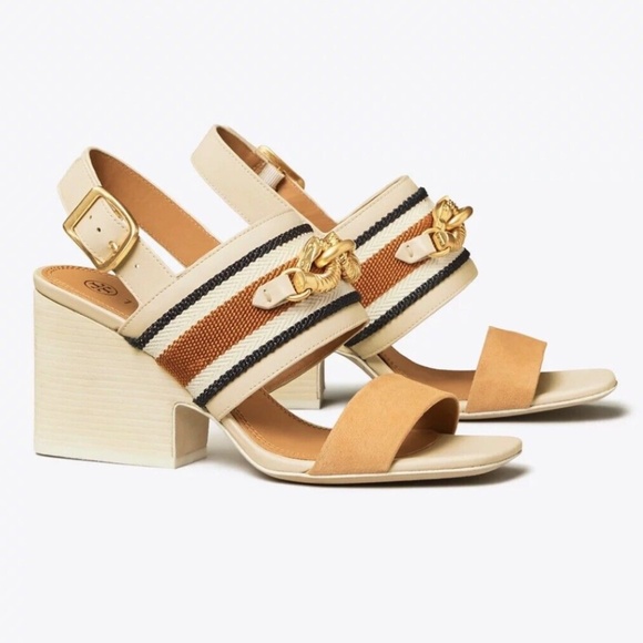 soon2bcourtney's tweet photo. So good I had to share! Check out all the items I'm loving on @Poshmarkapp #poshmark #fashion #style #shopmycloset #apny #laurenralphlauren #toryburch: https://t.co/uQFSo3YGOY https://t.co/VqetJ92DDm