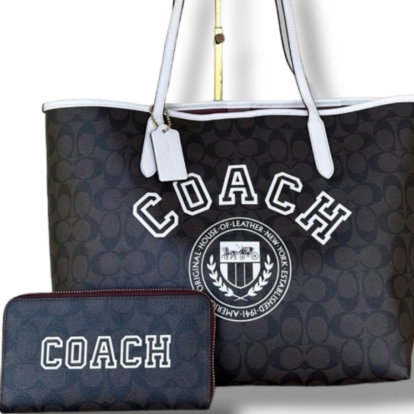 So good I had to share! Check out all the items I'm loving on <a href="/Poshmarkapp/">Poshmark</a> #poshmark #fashion #style #shopmycloset #coach: posh.mk/minMHzmbkBb