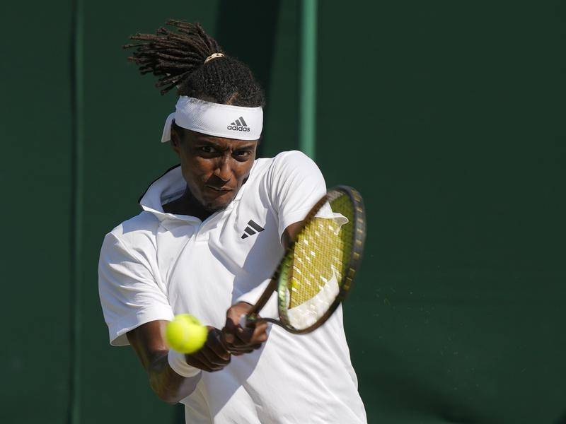AlemTenis's tweet photo. 🇸🇪MIKAEL YMER e 🇺🇸JENSON BROOKSBY receberam suspensões do circuito por terem faltado a 3 testes antidoping num período de 12 meses. 
Na verdade, eles não informaram seus calendários de competição, localização e períodos em que estariam disponíveis para os testes fora dos torneios. O sueco ficará 18 meses afastado, enquanto o americano, 12 meses.

Outro que foi punido pelo mesmo motivo foi 🇧🇷Igor Marcondes no começo de 2022. A suspensão do brasileiro de 3 anos por ele ser reincidente, já que havia sido flagrado no doping em 2018.