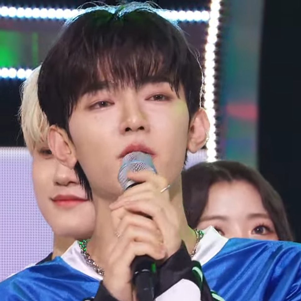 jjangyuz two of the sweetest prettiest  criers in the world 🥺

ZB1 FIRST WIN
#InBloom1stWin
#ZEROBASEONE1stWin