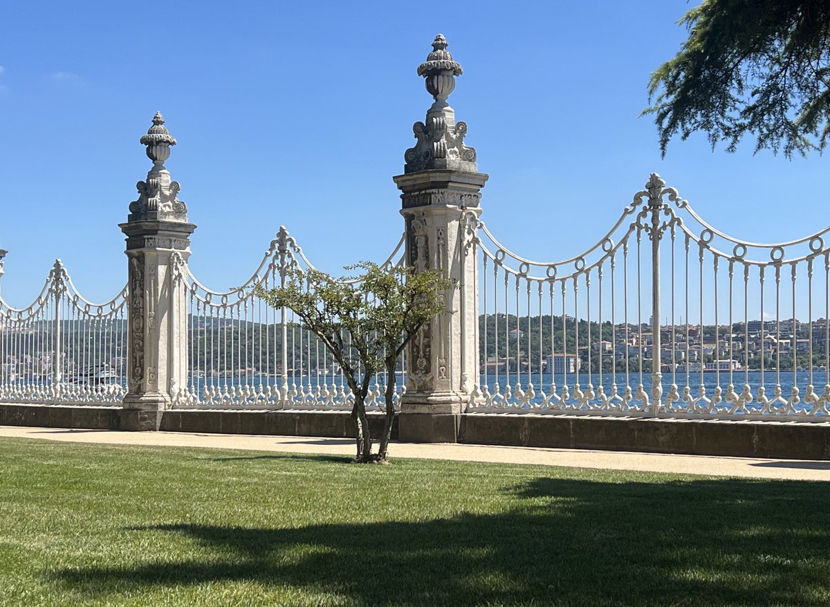 Taking the day off to enjoy the beautiful sunshine with family  (from the shade sometimes🥵) and explore #Istanbul. Can you guess where I am?