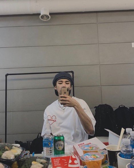 time_to_hyunjin's tweet image. N년전 오늘의 현진
190718 - 스트레이키즈 공식 인스타
🔗 instagram.com/p/B0C025Nl_9i/…

부작용 수고했어요❣️
#straykids #STAY #hyunjin