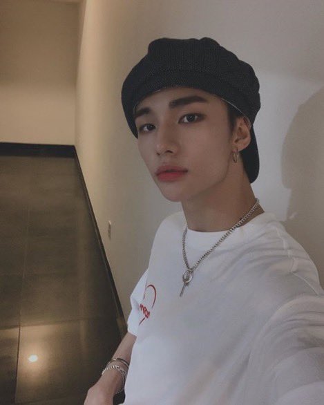 time_to_hyunjin's tweet image. N년전 오늘의 현진
190718 - 스트레이키즈 공식 인스타
🔗 instagram.com/p/B0C025Nl_9i/…

부작용 수고했어요❣️
#straykids #STAY #hyunjin