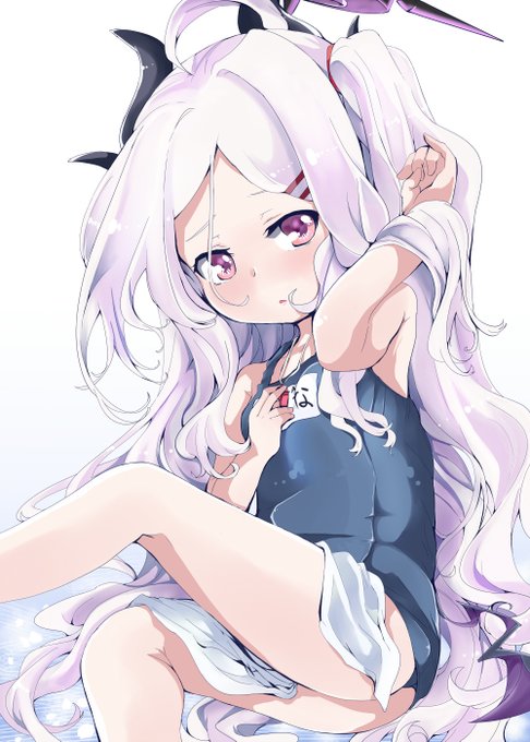 水着ヒナの季節になりましたね 