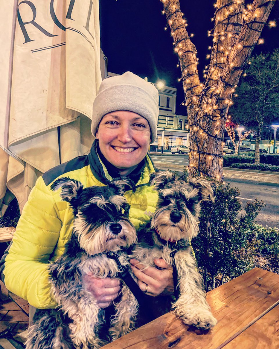 Dog walking in winter in #OrangeNSW
Quick stop for a beer to stay hydrated <a href="/HotelCanobolas/">Hotel Canobolas</a>