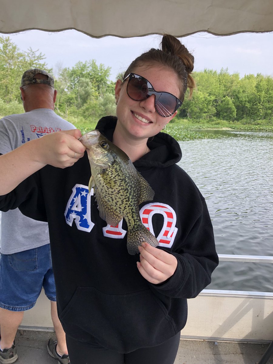 MEmom0304's tweet photo. 20 years ago today this beautiful girl came into our lives. Couldn’t love you more, ⁦⁦⁦@makaylaaupdike⁩!  Hope you have a great birthday! 
💕🎂🍧🎁💕 https://t.co/qn0KBq6zXI