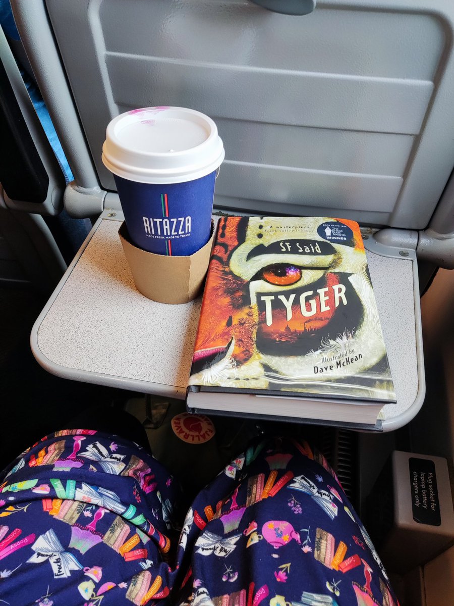 On my way to stock sign #cityofstolenmagic in London @Waterstones and have @whatSFSaid for company. #Tyger is utterly mesmerising and so gorgeously written and illustrated by @DaveMcKean cannot wait for our @edbookfest event together!!