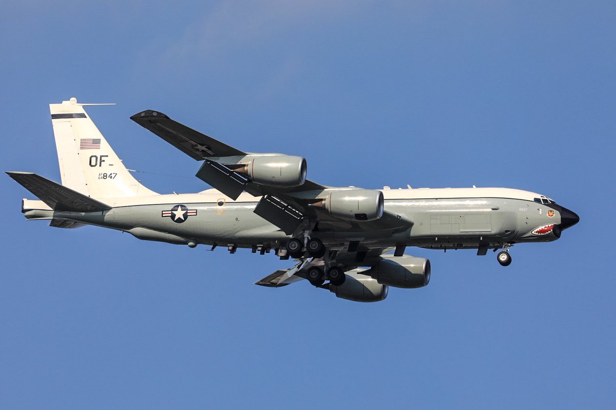 39ne_haiji's tweet photo. たまには、その2✈️ #RC135U #combatsent #USAF #アメリカ空軍 #yokotaairbase #横田基地 #airplane #鮫口 https://t.co/blWz0MIaLE