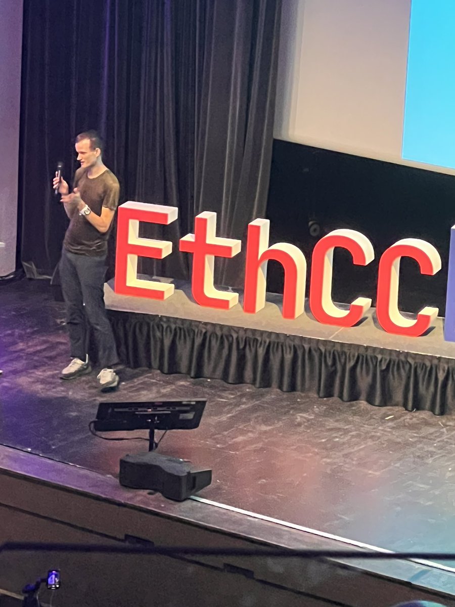 As Ethereum maxis, we’re big fans of @EthCC and everyone in Paris this week contributing in one way or another to a secure, decentralized experience for everyone. This guy seems especially enthused.