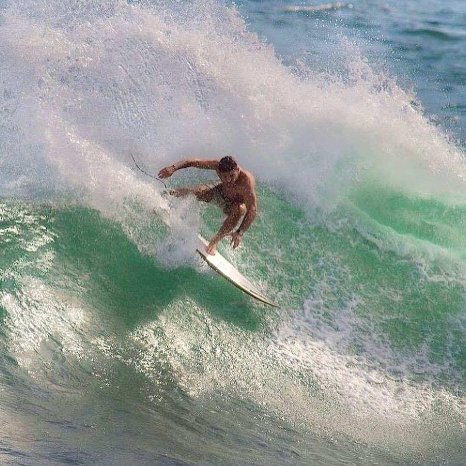 José Joaquín "Jj" López se presentó #contodo en la Parada del Alas Pro Tour Tsunami Sushi Costa Rica 2023, asegurando su espacio en el podium de la Categoría Open ShortBoard Masculino. 

🥈 José Joaquín López 
ShortBoard Masculino 
Open 🇻🇪 Venezuela 🇻🇪