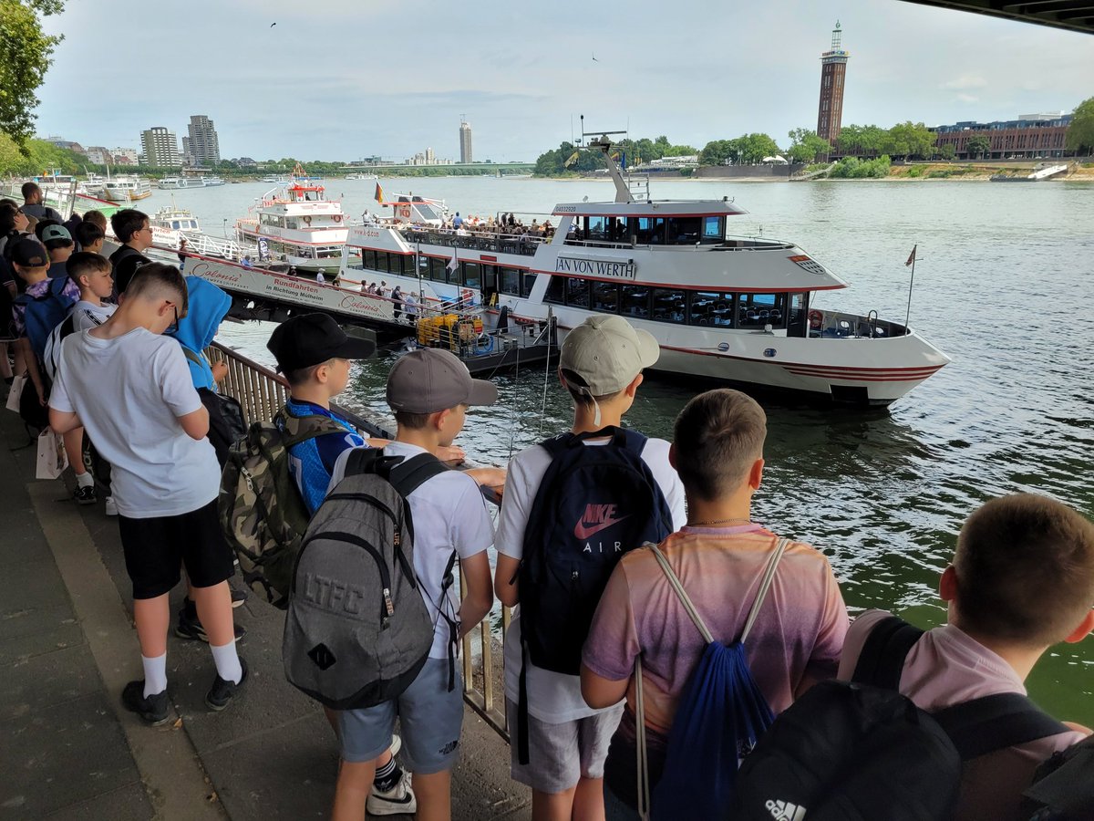 SandbachMFLTrip's tweet photo. Getting ready to board our boat for a cruise on the Rhine π³ #hellenthal2023 #enrichmentweek2023 https://t.co/6NIZxzRZMN