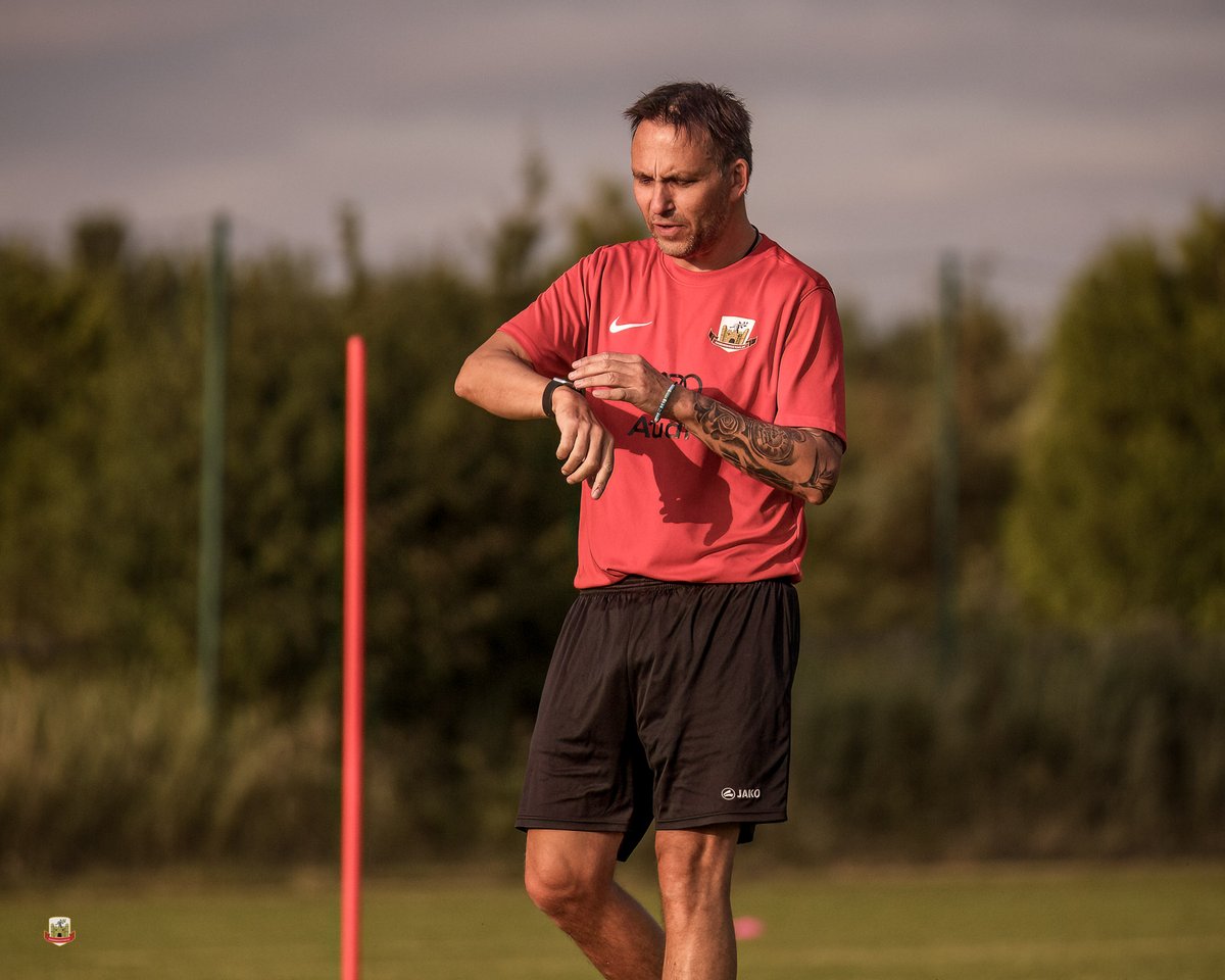 What's that?

What time is training and open trials this evening at Knaresborough Celtic's ground?

6:30pm - just come along, we'd love to see you there!

<a href="/KnaresboroughFC/">Knaresborough Town AFC</a> @wrcwfl #ThisGirlCan #WeCanPlay #HerGameToo #Knaresborough #Harrogate #Football #WomensFootball