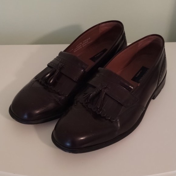 So good I had to share! Check out all the items I'm loving on <a href="/Poshmarkapp/">Poshmark</a> from <a href="/iheartresale/">i Heart Resale</a> #poshmark #fashion #style #shopmycloset #abercrombiefitch #zumbafitness #bostonian: posh.mk/53vu1e26wBb