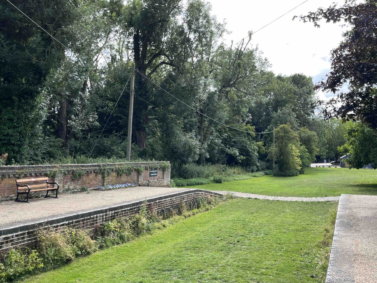 If you love your railway history then a visit to Clare is a must. 
The railway ran through Clare until the 1960s and today Clare Castle Country Park houses the stationmaster’s house, goods sheds and waiting rooms - visit-clare.co.uk/history_and_he….