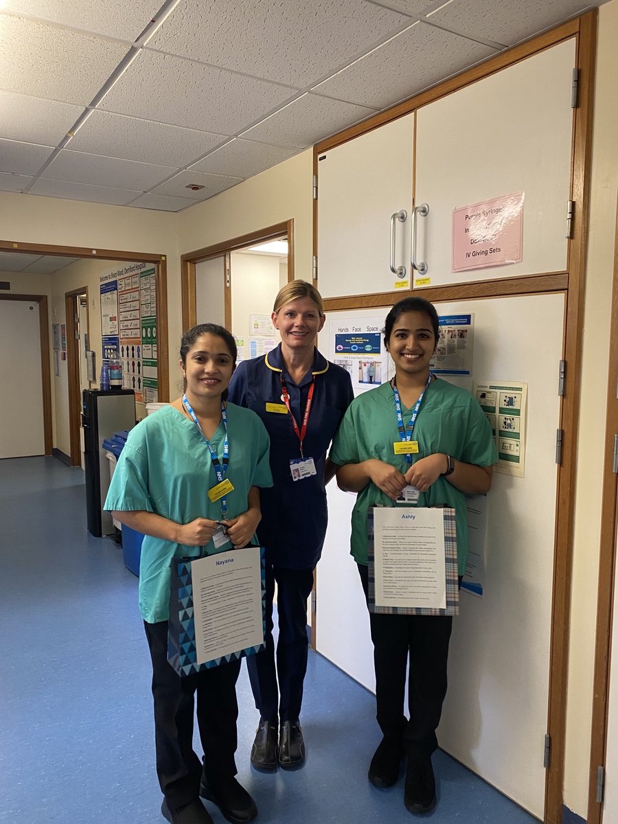 Welcome and good luck to our two new International Nurses, Nayana and Ashley- on Sharp ward. It is our pleasure for you to join our team ⁦<a href="/sue_timminsNHS/">Sue Timmins</a>⁩ ⁦<a href="/ginahorner87/">gina horner</a>⁩ ⁦<a href="/UHP_NHS/">University Hospitals Plymouth NHS Trust</a>⁩ ⁦<a href="/DerrifordNurses/">UHP Nursing 💙</a>⁩ 😊