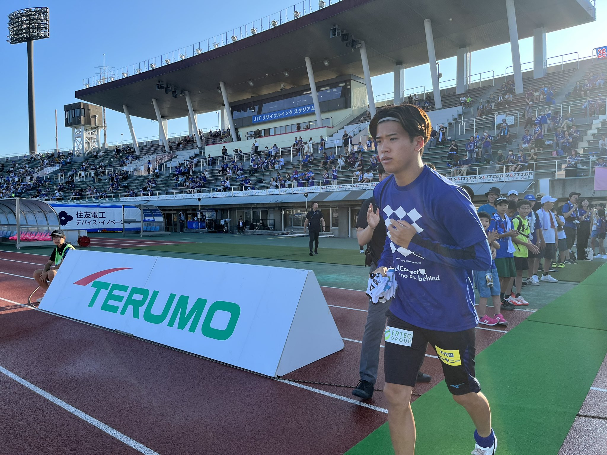 【VFKファン必見！】ヴァンフォーレ甲府J1F初戦記念Tシャツ VFKファン必見！】ヴァンフォーレ甲府J1F初戦記念Tシャツ 2025年