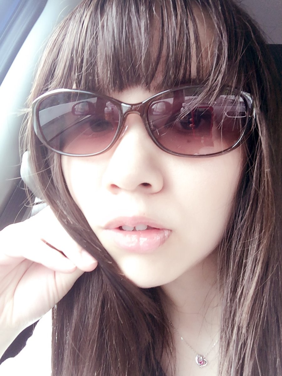 hanaotome01's tweet photo. 【7月19日審査RT②】
過去投稿も含めてRTお願いします🫶引用不可❌ → @ringohime01

たまには悪そうなAzusa😎もいかが？笑
これからの季節日焼け止め、サングラス必須ですね🫶笑

#RT拡散希望

#withBouquet #ミクチャ #ALPHABLANCA https://t.co/gVvWRiW4g4
