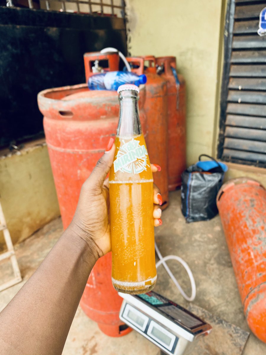 Guys I came to fill gas ⛽️ they gave me Miranda 😫🥰😂😂make I still fill ham?? Or I should run 🏃‍♀️ for my life 😂😂😎🌚 threads.net/t/Cu1mSVdI69m/…