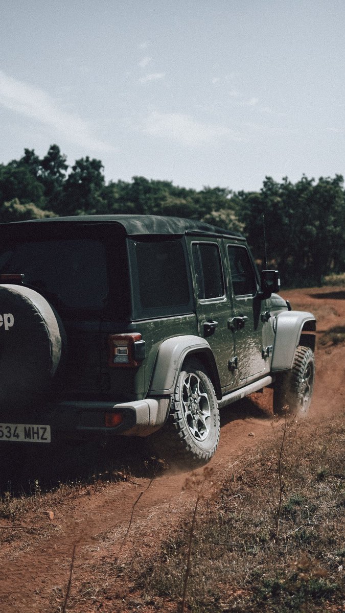 guez_raw's tweet photo. #JeepWrangler #JeepAcademy #AlEstiloJeep @Jeep_es https://t.co/QaHtQSvRYZ