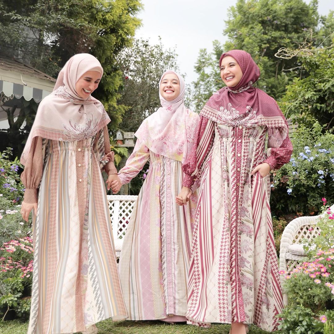 bro_colian's tweet photo. Trio Hijab 🔥🔥🔥 https://t.co/2VorvNR5ql