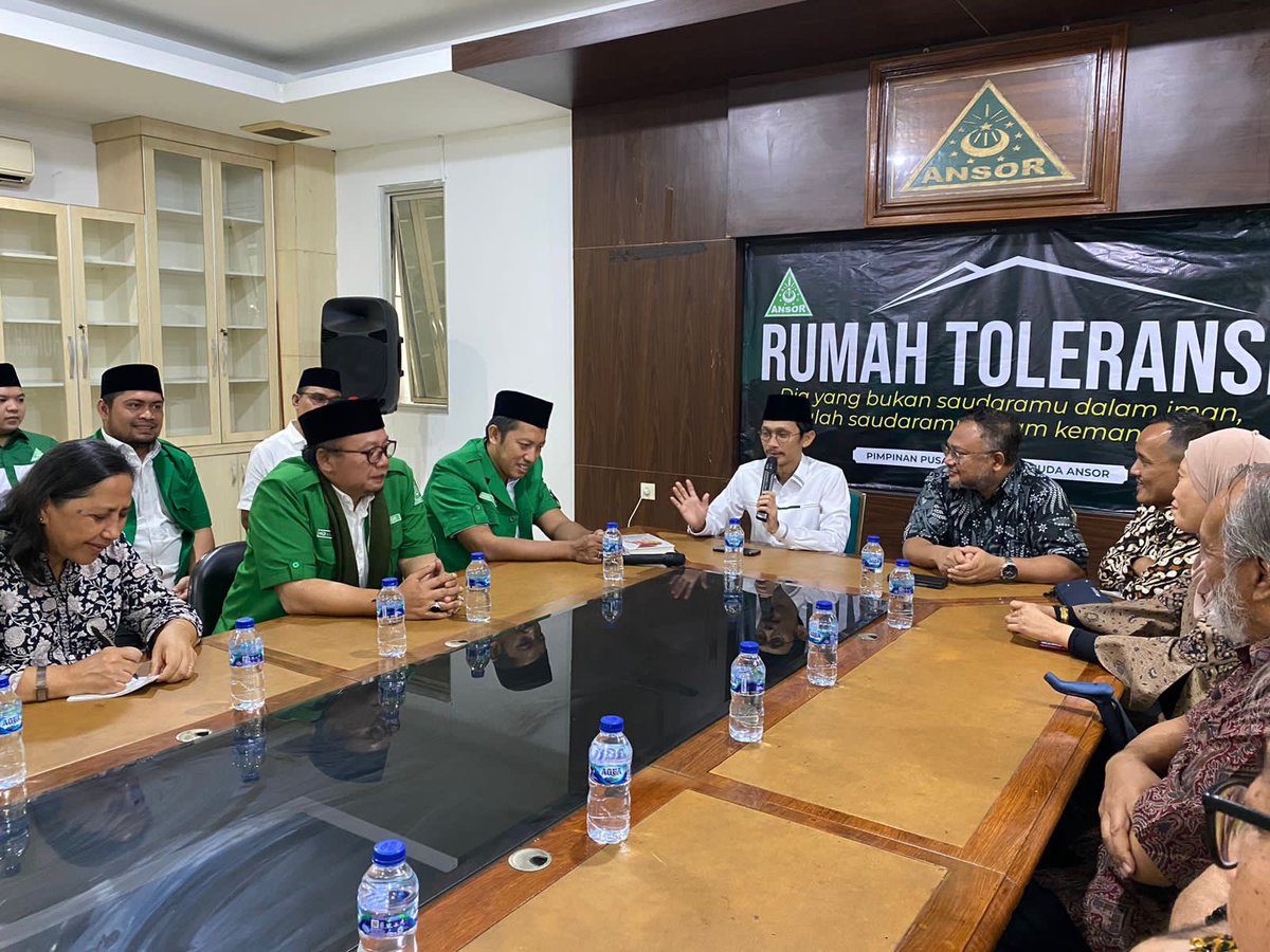 Gerakan Pemuda Ansor tweet media