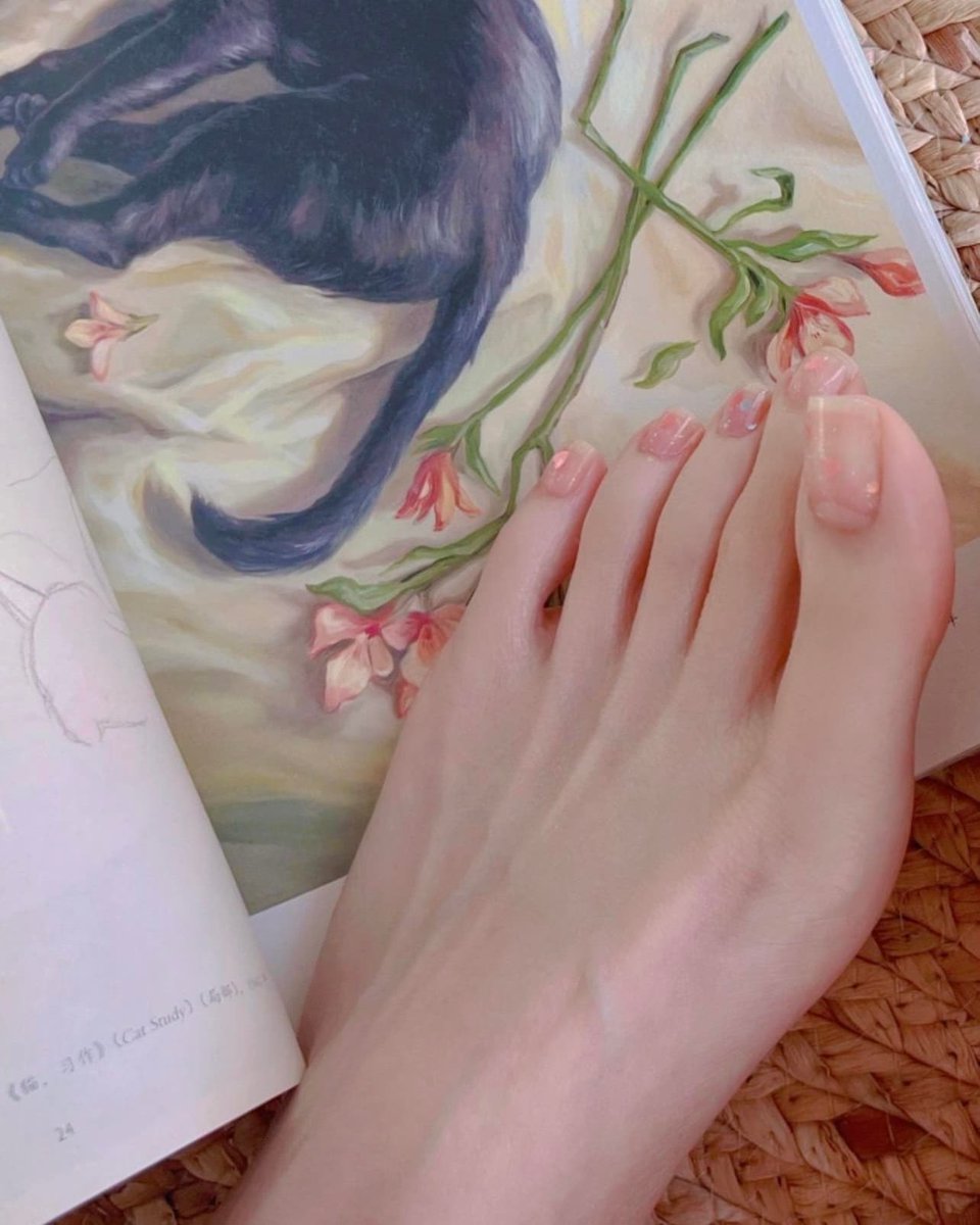 足控王戴支野 (@kingofthefeet98) on Twitter photo 