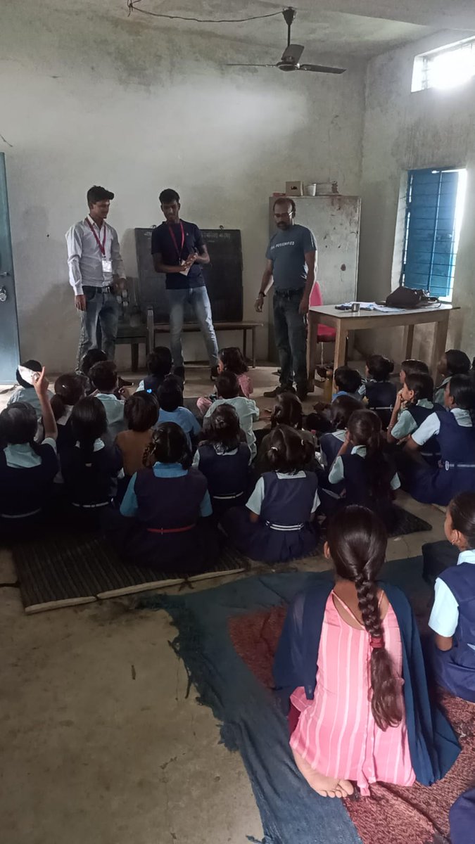 RahulCh35536188's tweet photo. स्कूल चले हम अभियान 2023
#Schoolchalehum
#educationofindia #educationdepartmentofMP #collectorJabalpur #CEOjilaPanchayatJabalpur #commissionerJabalpur #cmyipbatch2 #cmyip #AIGGPA #GovernmentofMP
#cmjansevamitra
#ShivrajSinghChouhan @aajtak @ChouhanShivraj @nityashukla1010 https://t.co/tZllqMh1c5