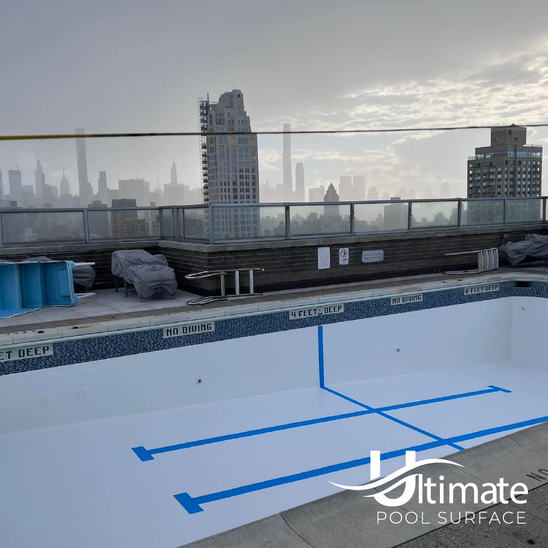 ULTPoolSurface's tweet image. Formulated with antimicrobial agents, the design of Ultimate Pool Surface’s 60-Mil Liner prevents the growth of bacteria and algae! No more cleaning with harsh chemicals, our liner can be cleaned with robotic vacuums. 

#CommercialLiner #SwimmingPool