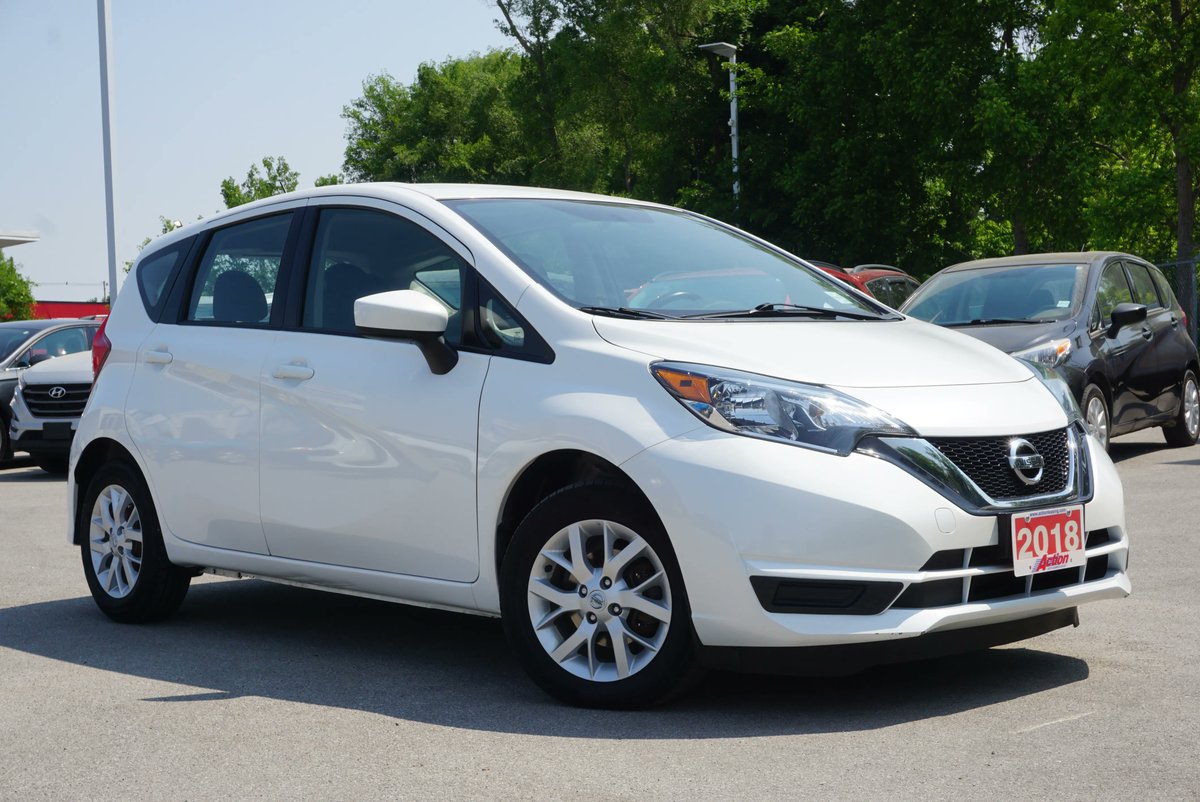 ezeecreditauto's tweet image. Unleash style and efficiency with the 2018 Nissan Versa Note! 🌟 Stand out on the city streets with its sleek design. Discover more: buff.ly/3C0LjVz #NissanVersaNote #EfficiencyUnleashed 🔗