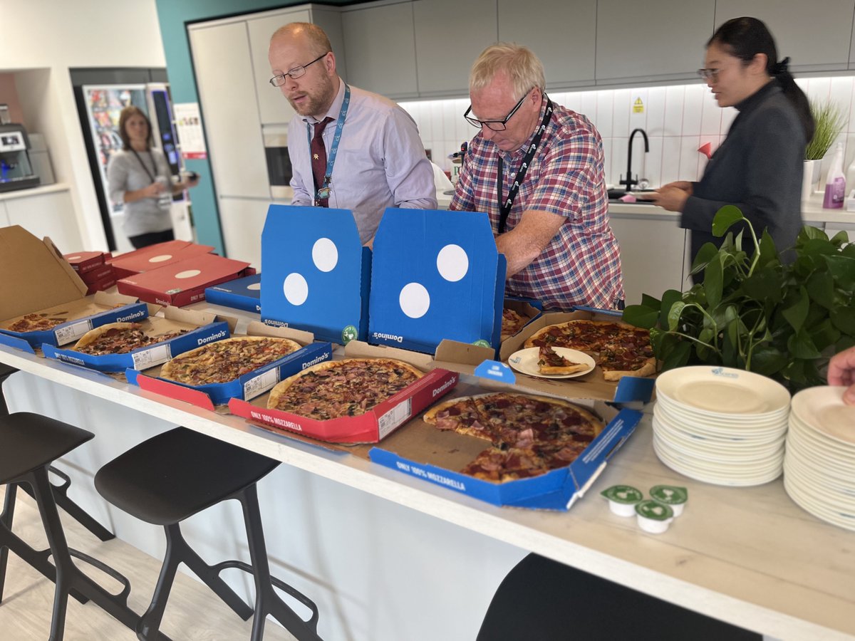 AscentisAO's tweet photo. Let's celebrate and show our appreciation for all the incredible work our employees have done this year with a 🍕 party! It's time to recognise our fantastic team for their hard work and dedication!

 #Teamwork #Success #Celebration https://t.co/A7CE2hStcv