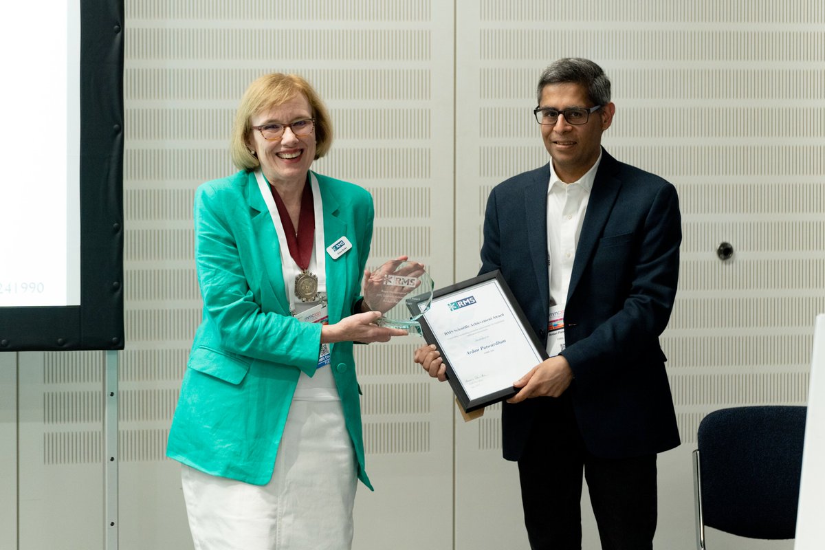 EMDB_EMPIAR's tweet photo. Congratulations to our own Ardan Patwardhan for receiving the Scientific Achievement Award from the @RoyalMicroSoc for his essential work in progressing the archiving and sharing of EM data, including the #EMDB_EMPIAR archives. #SharingIsCaring #OpenScienceAcceleratesResearch https://t.co/iuzTZzhHZx