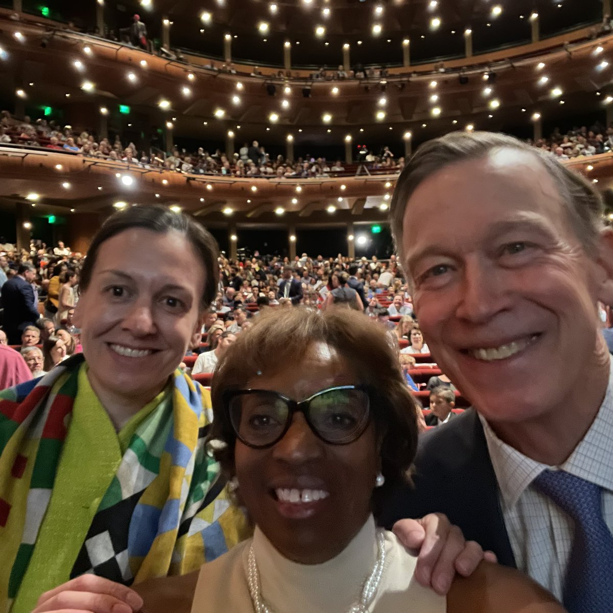 Rhonda Fields on Twitter "Mike Johnston sworn in as 46th Denver Mayor