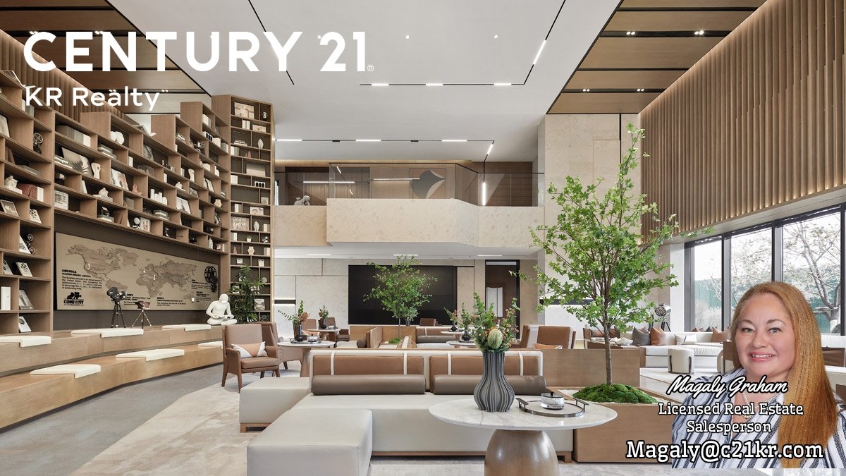 Magalyc21kr's tweet photo. How incredible is this space? Is an open floor plan on your must haves when it comes to house hunting? Let me help find your dream home 🏡
👉 magaly@c21kr.com 👈
#magalyc21kr #century21krselden #dreamhome #realestateagentonlongisland #interiordesign #bossup #bossbabe #homebuying https://t.co/4hc6eMduoC