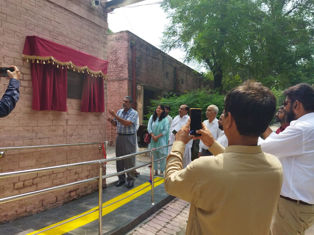 CHIP38434188's tweet photo. CHIP partnered with TEVTA to modify an existing training center accessible for persons with disabilities to become economically self-sufficient. The building was inaugurated at GTTI Gulberg by Mr. Tahir Afzal, Director of the TEVTA Secretariat Lahore. @futuremakerkids @UNICEF https://t.co/j4UZwd2Sez