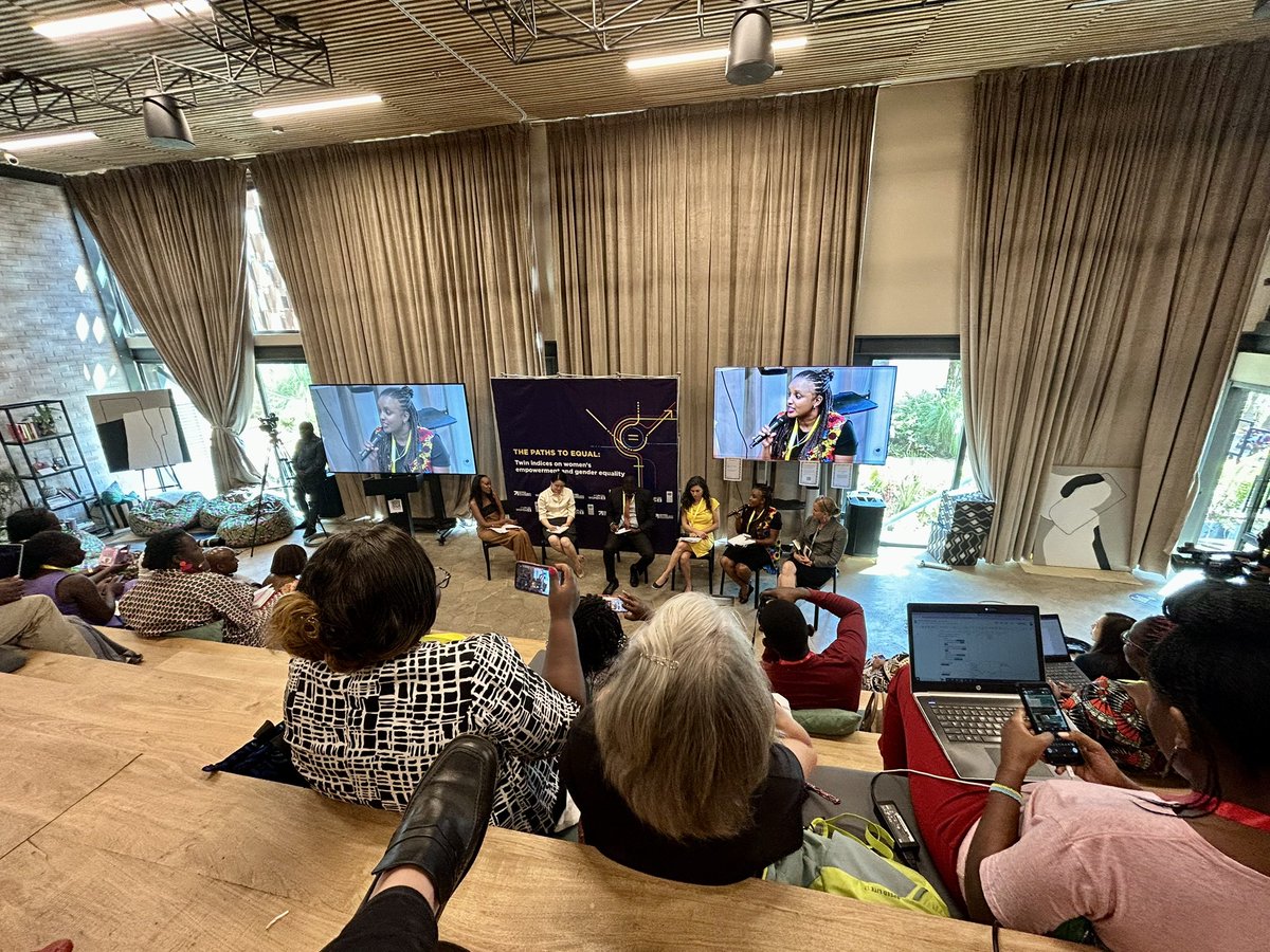 Anne Connell tweet media