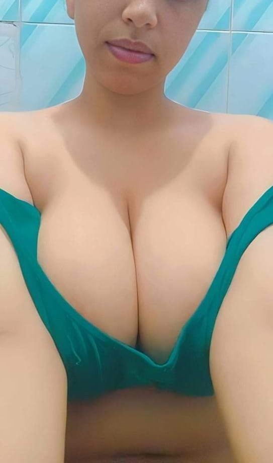 maleka768's tweet photo. هلاو حبايب شخباركم
رايدة فحل ميتعب ووفي
يبقى وياية دوم
منو كفو 
ريتوت وتعليق
وعرفلي نفسك خاص أرد عليك https://t.co/oc8H7shn61