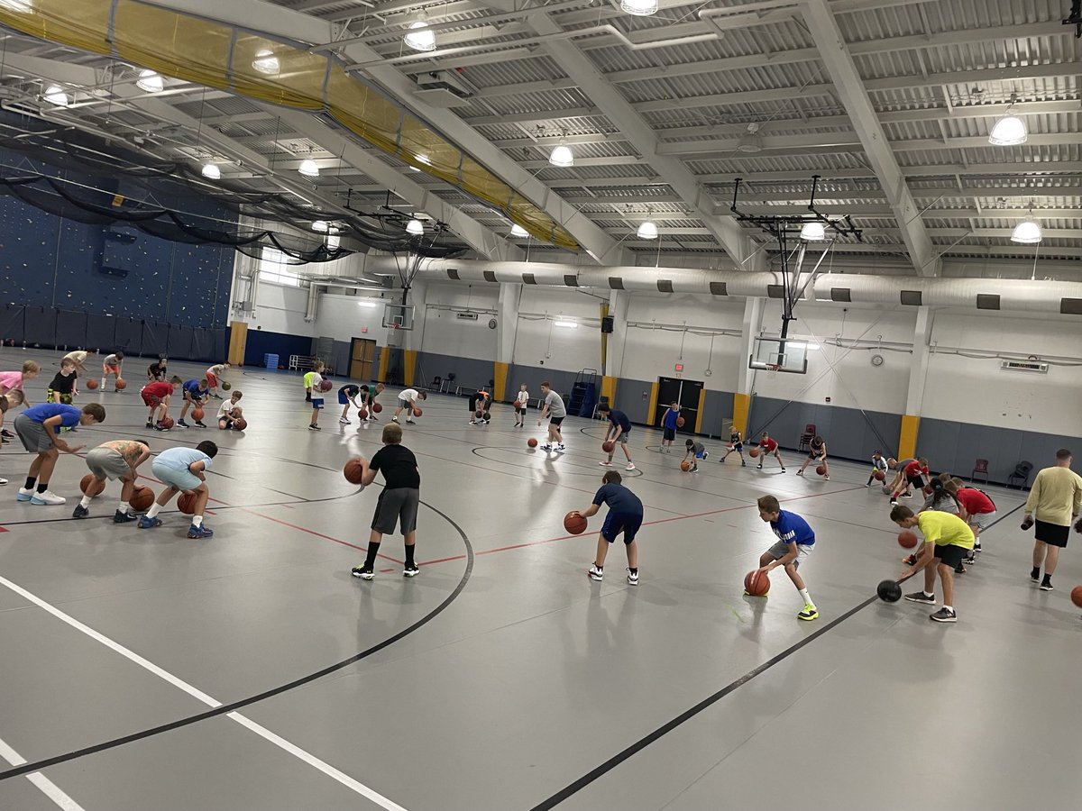 Day 2 of our Webster Youth 🏀 Camp‼️
<a href="/HoopsTitans/">Thomas Basketball</a> …. 🦾🏀🦾🏀
