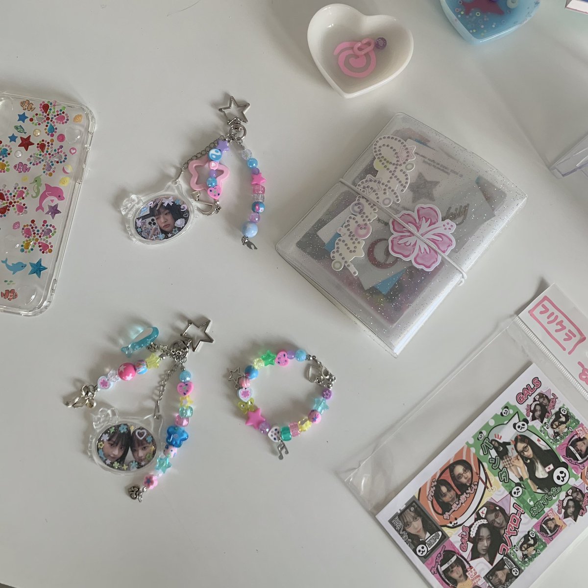 gyuri512's tweet photo. keyrings and bracelet  ౨ৎ * ☆ ﾟ･ https://t.co/laFPOaTvMz
