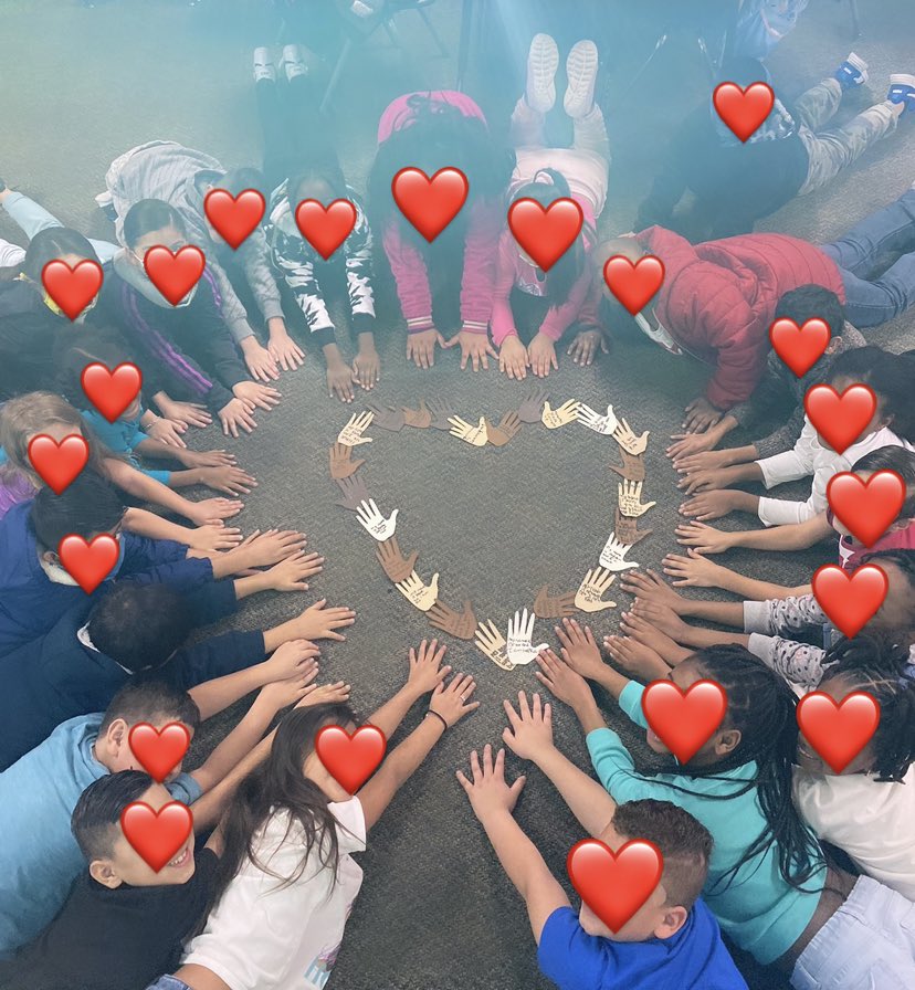 Jones4Literacy's tweet photo. @PatrickTheGiver @afuturesuprhero This is so kind! Thank you!!! 

https://t.co/0sWOpO1fHR https://t.co/2yYLgJRVJH