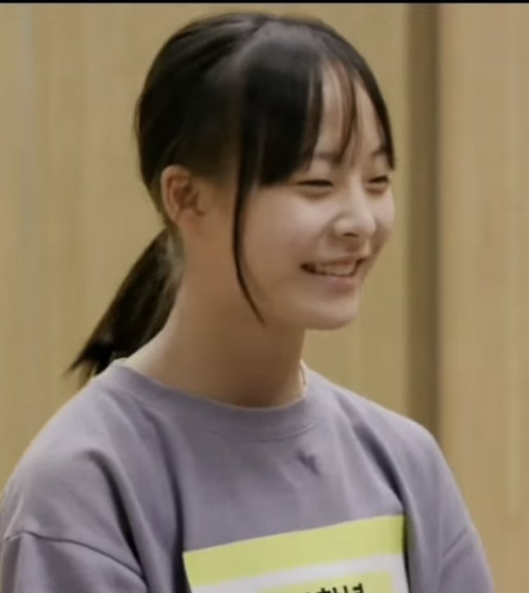 SunU0320's tweet photo. Actually, I've always thought Seonyou's moles were cute since then 😂 https://t.co/wdHCiq64kO