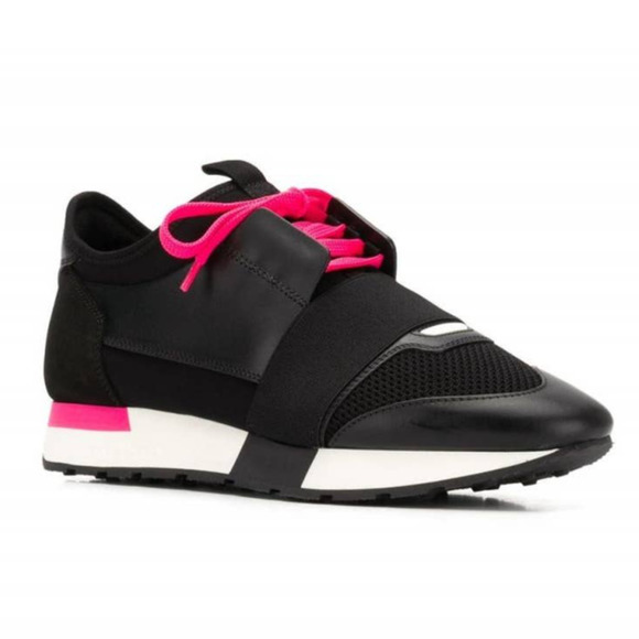 Tiffany05192883's tweet photo. So good I had to share! Check out all the items I'm loving on @Poshmarkapp #poshmark #fashion #style #shopmycloset #puma #balenciaga #betseyjohnson: https://t.co/8cImZp1PDQ https://t.co/gk4q4zsFgu