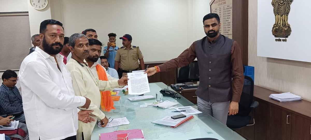 hemant_hjs's tweet photo. त्यामुळे ‘लॅण्ड जिहाद’ला प्रोत्साहन देणारा अन्यायकारी ‘वक्फ कायदा’ तत्काळ रद्द करा ! - समस्त हिंदुत्वनिष्ठ संघटना @Vinayak52030046 @LonePriyanka @Gp_hjs @nkmm50 @SG_HJS https://t.co/yc63elRFEf