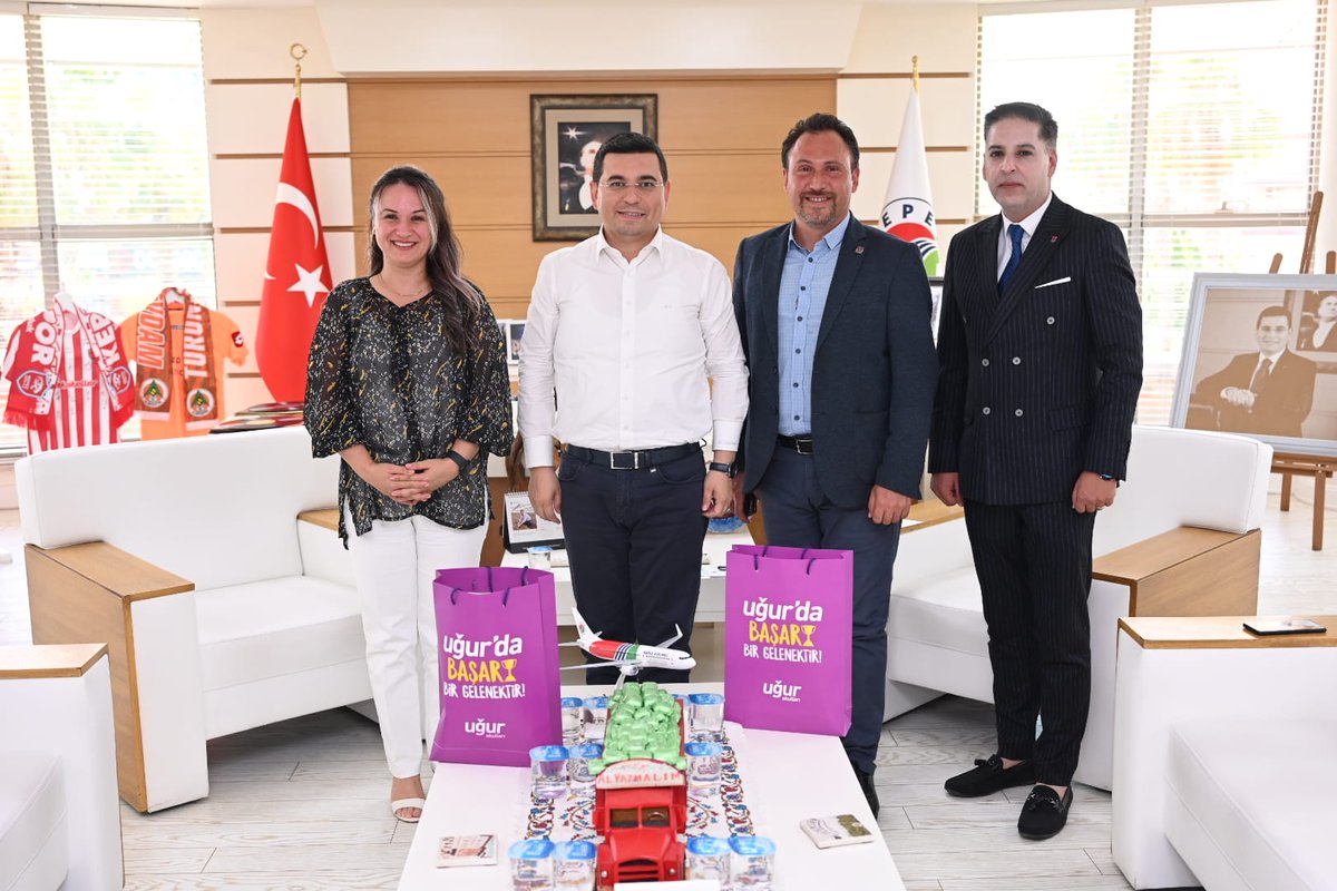 konyaaltiugur_'s tweet photo. Antalya Uğur Okulları olarak Çallı- Konyaaltı- Muratpaşa Kampüs Müdürlerimiz Kepez Belediye Başkanı Sn.Hakan TÜTÜNCÜ’yü makamında ziyaret ettiler. Kendisine sohbeti ve misafirperverliği için teşekkür ederiz. #UgurluOlmak https://t.co/OKXLCeR523