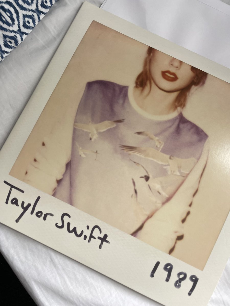 rams25's tweet image. The daughter is manifesting a @taylorswift13 code… 6 times already today I’ve heard this album #TaylorSwiftErasTour #TaylorSwift #shesaswifty #daughter