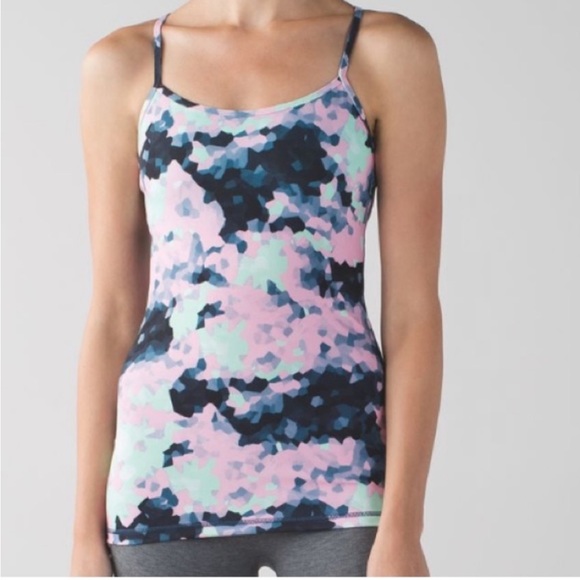 itzposhable's tweet photo. So good I had to share! Check out all the items I'm loving on @Poshmarkapp #poshmark #fashion #style #shopmycloset #betseyjohnson #lululemonathletica #loveshackfancy: https://t.co/d5sV1oMc0Q https://t.co/U0BcYG3XZt