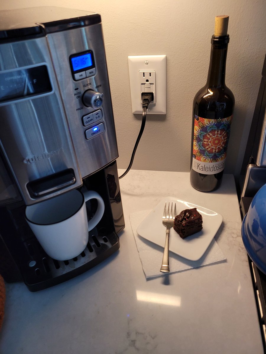 Meganator2013's tweet photo. Only my family would leave cake by the coffee maker on my first day back to work 😆 https://t.co/hqFjgUuKYA