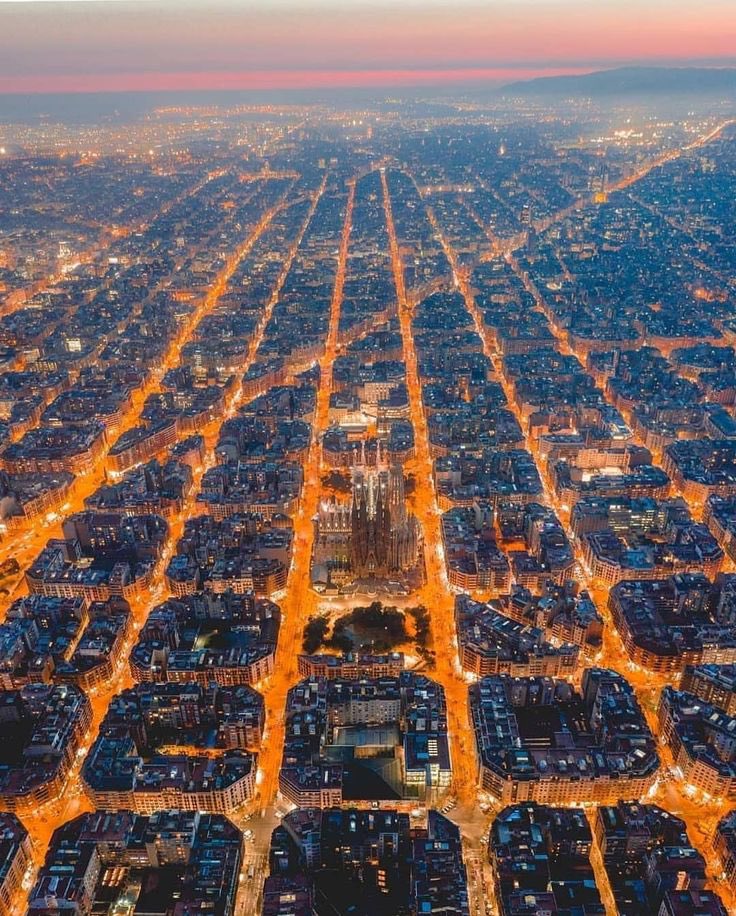 Sergiup8's tweet image. La ville de Barcelone est tellement sublime