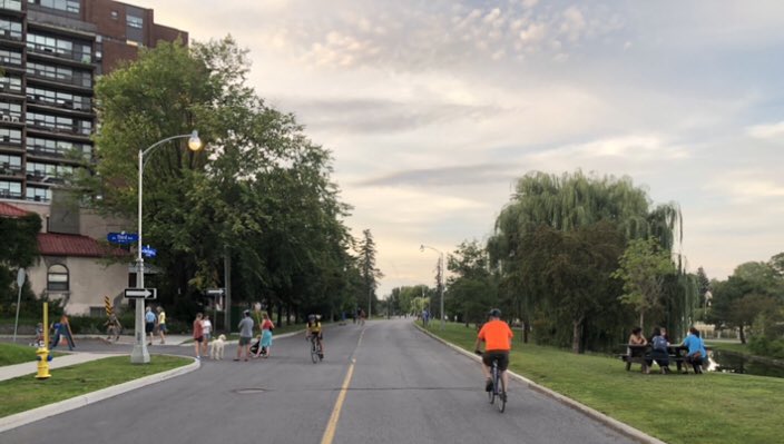 BikeOttawa's tweet photo. @_MarkSutcliffe recently went on the record opposing @NCC_CCN’s Active Use Program.

That’s right: the program that let 126,600 use Queen Elizabeth Driveway safely last year to #OttWalk, #OttRoll, and #OttBike.

Learn more and take action: https://t.co/0a3VBlJHCW https://t.co/aMgYNqnvSa