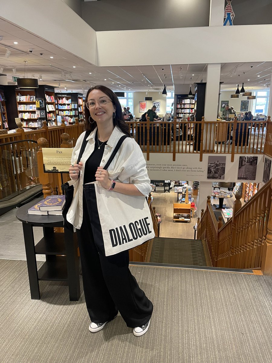 emilygmoran's tweet photo. @WaterstonesRose @Jasup13 @dialoguepub @UniKent @blackwellbooks @stroomerdesign @bookhive Wonderful to chat to Mark at @NorwichStones - we love the love for lanyards! How pretty is Norwich too 😍 @stroomerdesign @dialoguepub #DiscoverDialogue https://t.co/WudnrreCR5