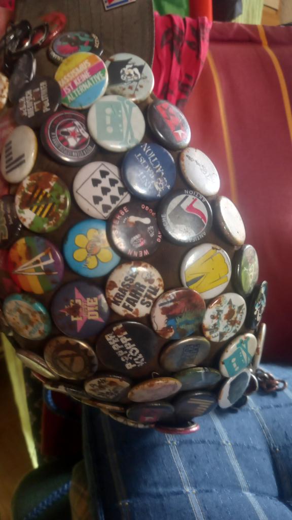 Klaus04425's tweet image. #buttonhead